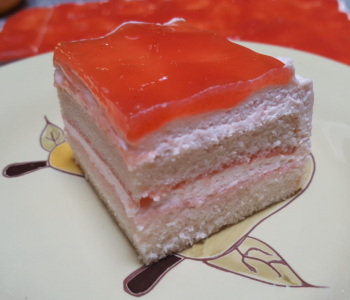 Delicioso bolo de goiaba fofinho, perfeito para um café da tarde ou para receber visitas